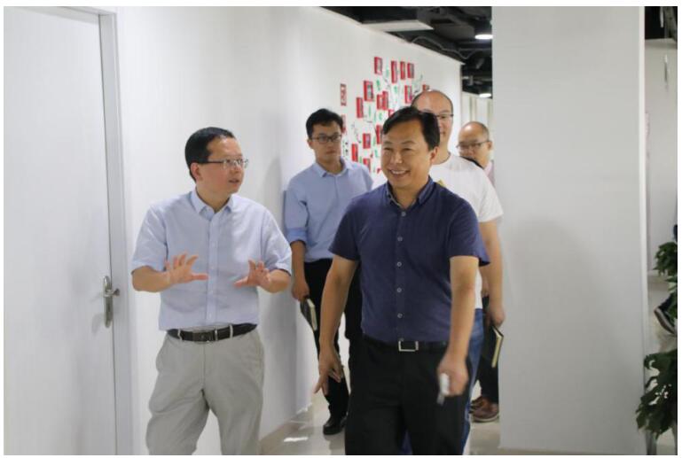 政企合作新升級(jí)，新區(qū)領(lǐng)導(dǎo)到訪米科